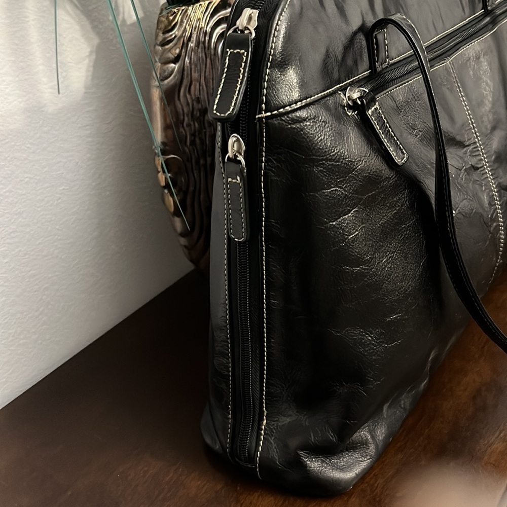 Buxton Leather Business Euro Travel Black Shoulder/Tote Laptop & Accessory Bag View 4